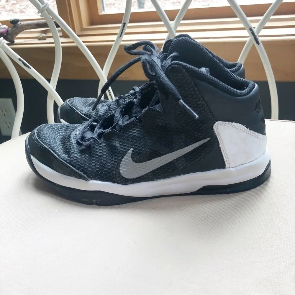 Nike Air Without a Doubt High Top Sneakers 5.5 Y‎